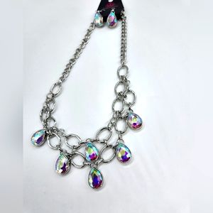 IRIDESCENT SILVER TONE NECKLACE